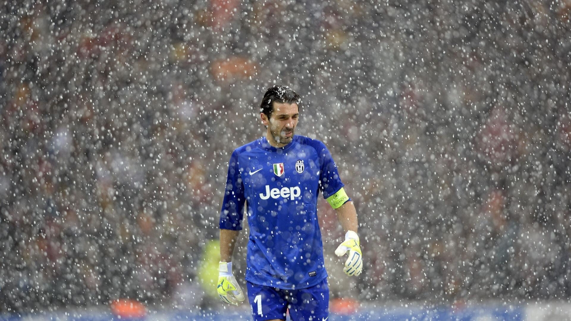 开云官网在线-五大联赛球队在多线作战下如何进行轮换平衡，五大联赛球队在多线作战下如何进行轮换平衡赛